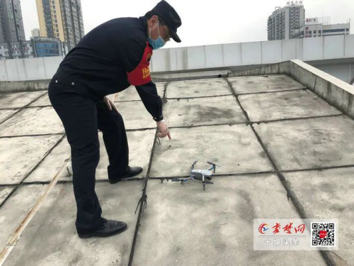 无人机掉落十堰火车站 放飞者求助民警被处罚