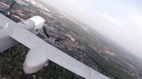 俄新型中空重型远程无人机将试射导弹：验证精确打击能力