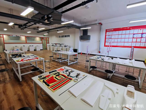 关于无人机课程的详细解答，想了解的赶紧进来吧！