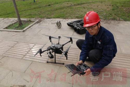 放飞无人机，搬出激光炮。 为了保供电，他们也是蛮拼的！