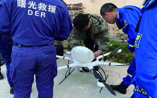 与时间赛跑！科比特无人机协助搜救登山被困人员