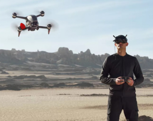 DJI FPV 和航拍无人机，有什么不同？