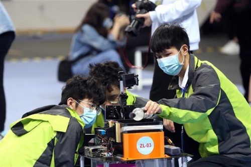 智能小车、无人机、垃圾智能分类 40所高校404支团队同台竞技