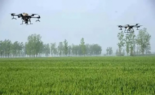 驻马店该县惊现大批无人机！500多架！