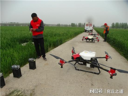沈丘县周营镇：无人机助力统防统治保夏粮丰收