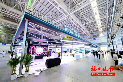 首届数博会，无人机“组团”亮相！