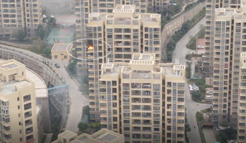 莆田一居民楼突发火灾，神鹰战队携无人机助力成功扑救