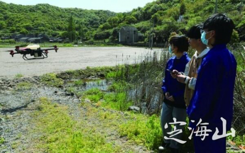 定海：无人机“上岗”助力春耕春种