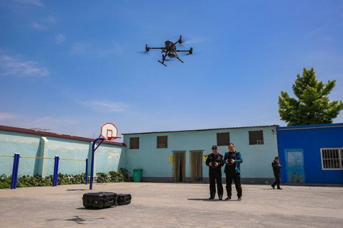 安阳警方开启无人机禁毒模式