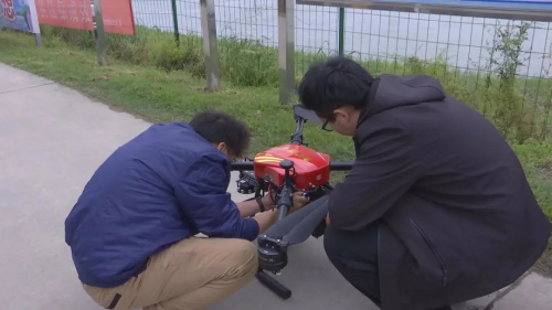 无人机出动 非法捕鱼无处遁形