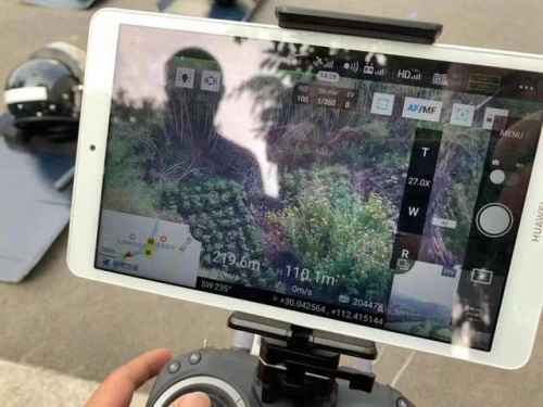 江陵利用“无人机”高空巡查 铲除罂粟200余株