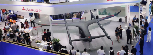 吨级飞行器概念机亮相深圳无人机展