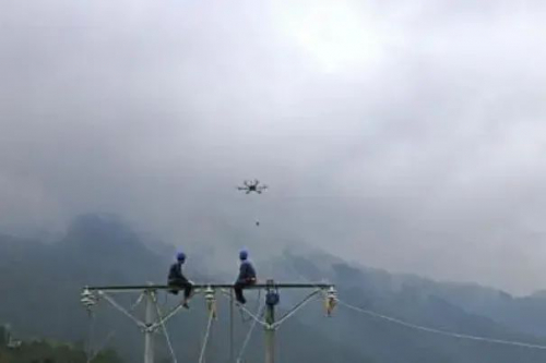 国网大名县供电公司 无人机放线 提高工作效率
