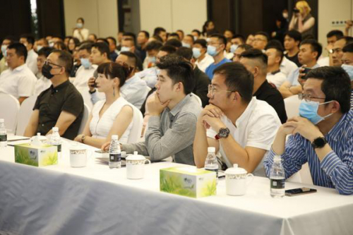 24小时不间断巡防、智能防撞！这家企业要在郑州开启安防无人机“新时代”