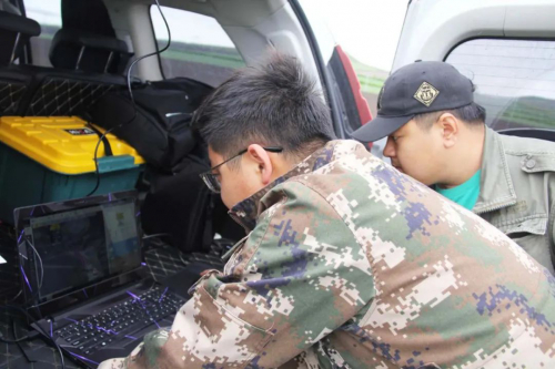 无人机监测苗情效率高