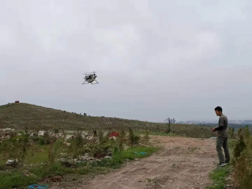 无人机来“种树”！