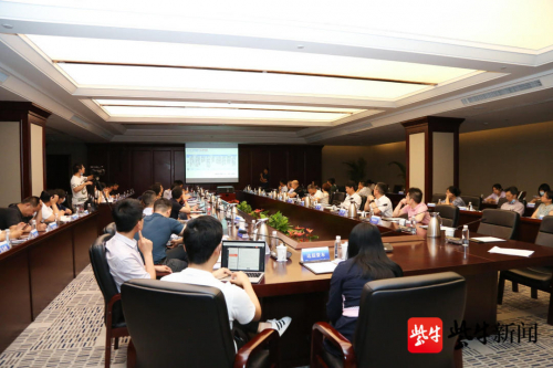 南京白下高新区举行无人机产业发展论坛