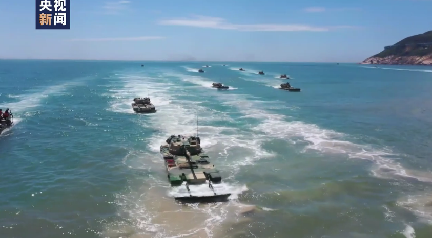 解放军东南沿海夺岛演习曝光新战法：无人机蜂群率先出击