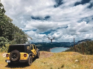 无人机监测公共设施以防发生火灾