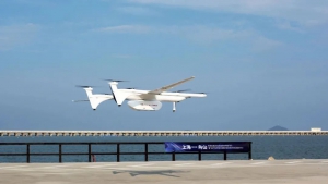 峰飞无人驾驶eVTOL空运海鲜！上海-舟山往返近200公里！正式开启海岛低空物流运输新篇章！