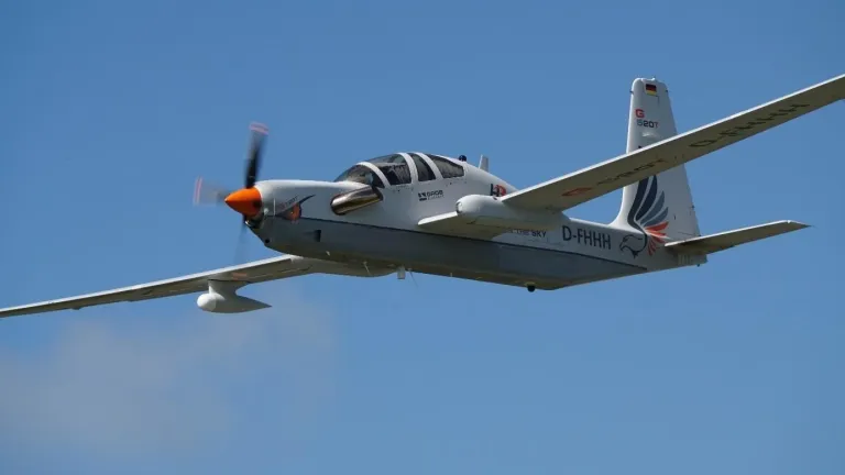 Mynaric公司和H3 HATS分享了世界上第一个用于机载应用的工业化光通信终端的成功经验