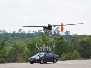 极致挑战80小时 北航学生再次打破无人机续航时间世界纪录
