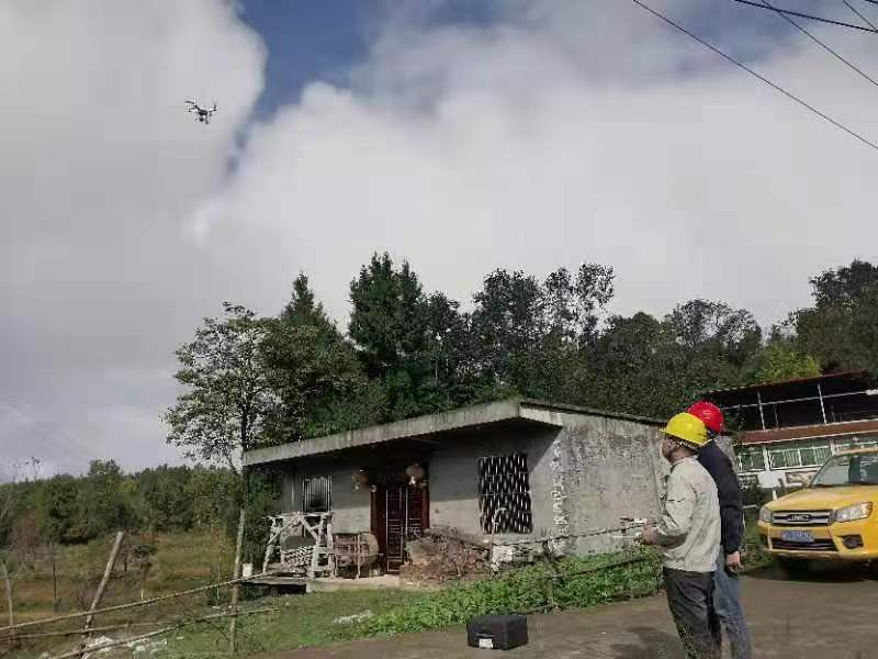 南江：无人机助阵 提升山区电网精细化巡检质效