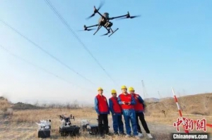 抗寒潮保供电 无人机全面覆盖晋电外送输电线路