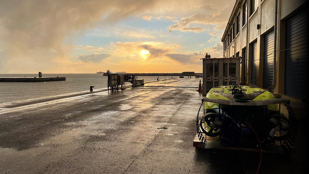 意大利海底无人机的新通信网络