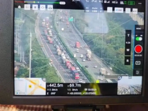 空中传来“减速慢行”提示，浙江高速首次用无人机高空巡检