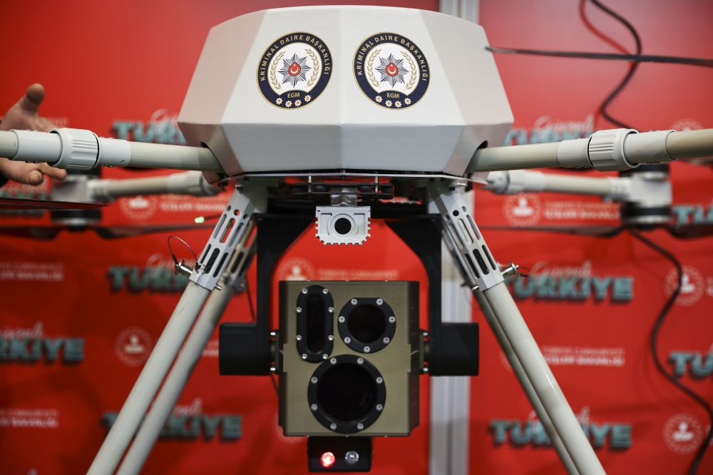 土耳其测试其第一架配备激光的无人机
