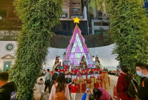 无人机压轴表演，精彩！