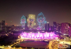 杭州：千架无人机 闪耀奥体中心
