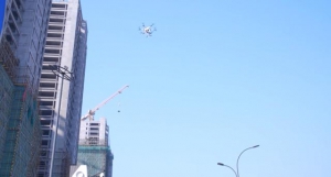 无人机高空喊话！富阳这一高科技助力项目安全施工！