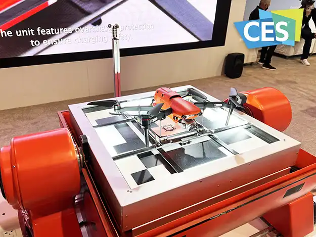 道通在CES2022展示了其经典的EVO系列和固定翼的DRAGONFISH系列