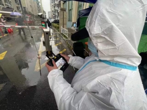 直击·滨江战疫丨无人机，请你代我传个话！