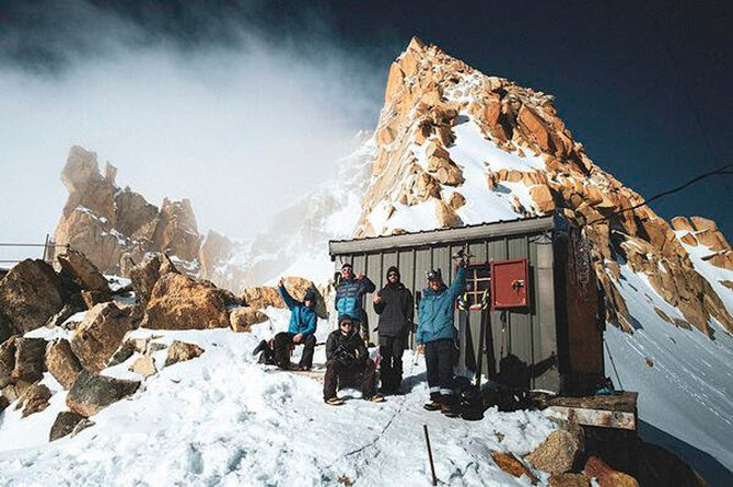 这部获奖的滑雪电影完全由无人机拍摄，是一部必看的影片