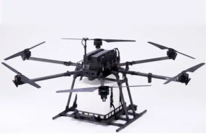 日本Kamomeya公司进行无人机送药的示范实验