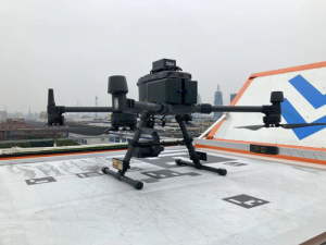 从爱玩航模的小极客，成长为无人机“航母”研发专家 | 寻找科技新星