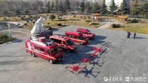 泰山上，防火用上了会“说话”的无人机