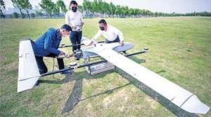 无人机发烧友玩出科创“小巨人”