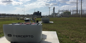 数百架自主无人机监测佛罗里达州的电力设施