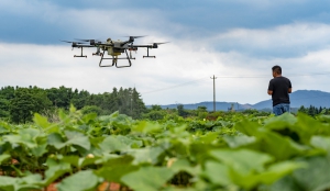 无人机飞防助夏管