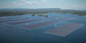 Percepto自动检测无人机监测泰国巨大的太阳能农场