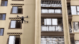 林芝支队：创新开展无人机“零接触消防宣传”