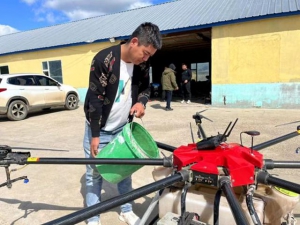 汪清：新型植保无人机进农田