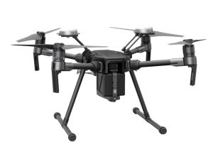 训练现场 | 无人机执照考试在即，翼飞鸿天无人机学员紧张备考中