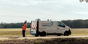 Anglian水务公司用无人机寻找昂贵的地下管道泄漏点