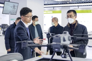 湖北省环境执法监督局领导一行莅临普宙科技参观考察