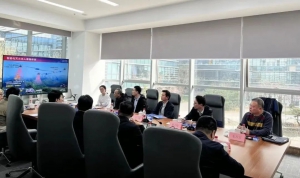 工信部装备一司副司长王振一行莅临航景调研指导工作